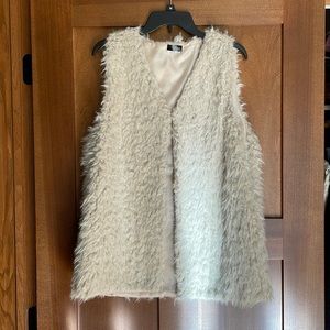 Fur vest